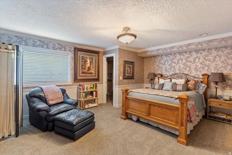 Tiny photo for 960 E PAR THREE CIR, Fruit Heights, UT 84037 (MLS # 2148775)