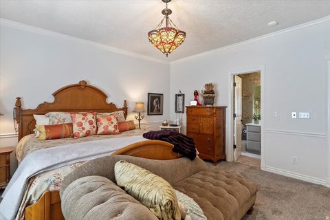 Tiny photo for 960 E PAR THREE CIR, Fruit Heights, UT 84037 (MLS # 2148775)