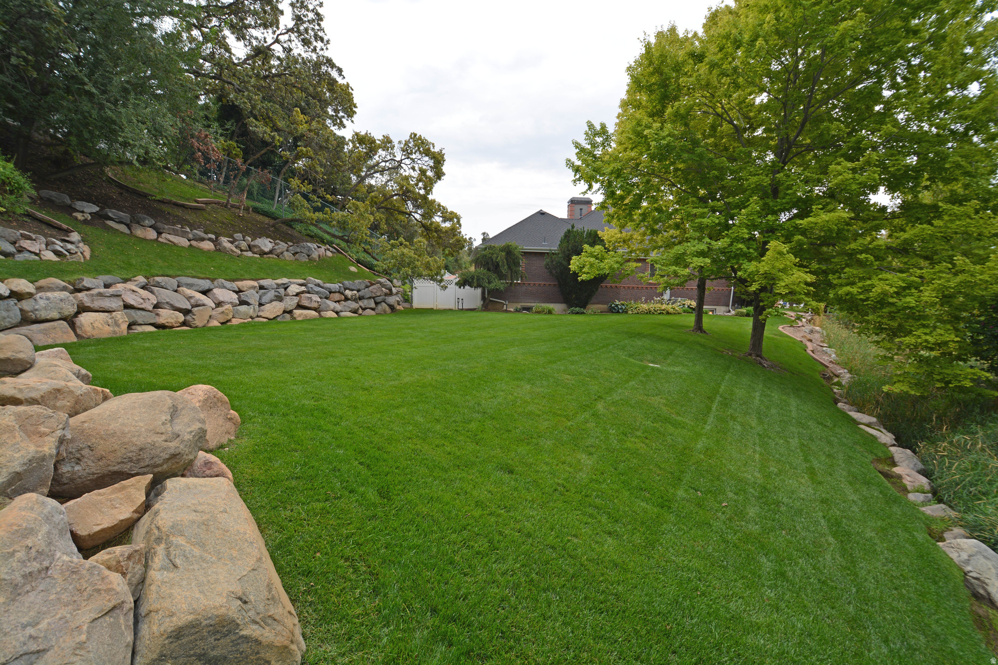 FAIRWAY COVE - Residential