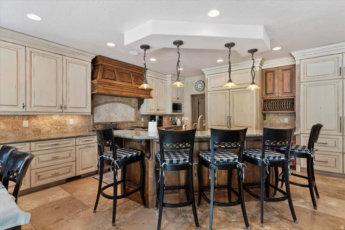 FAIRWAY COVE - Residential