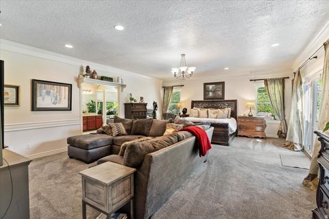 Tiny photo for 960 E PAR THREE CIR, Fruit Heights, UT 84037 (MLS # 2148775)