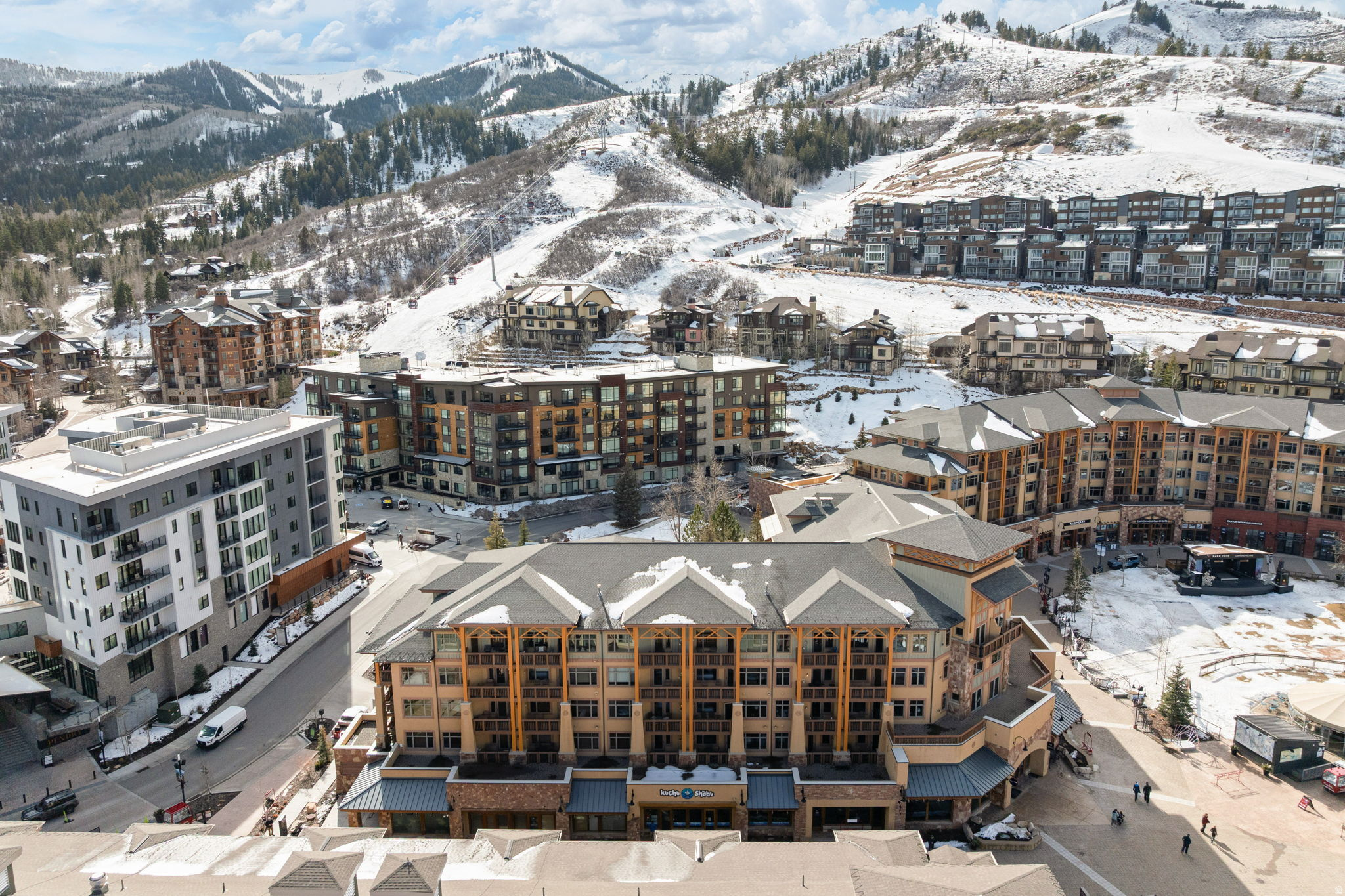 SUNDIAL LODGE - Residential