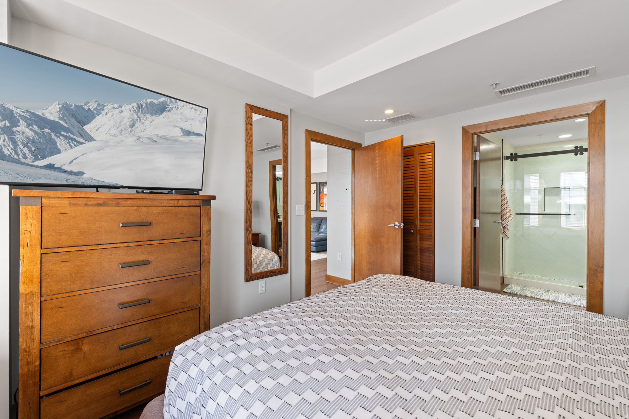 SUNDIAL LODGE - Residential