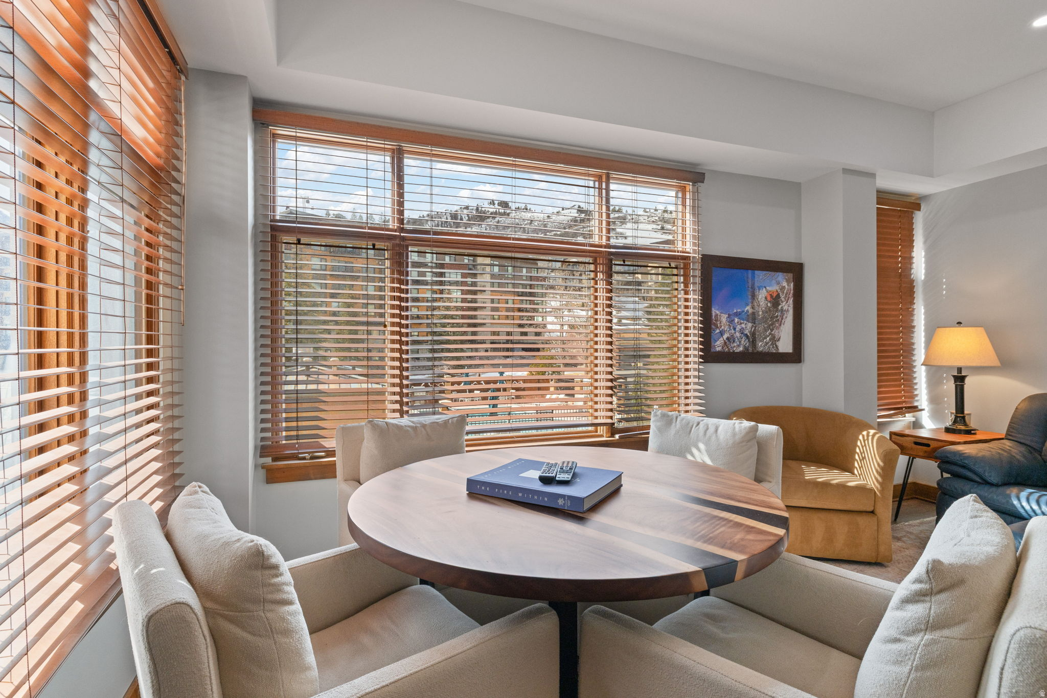 SUNDIAL LODGE - Residential