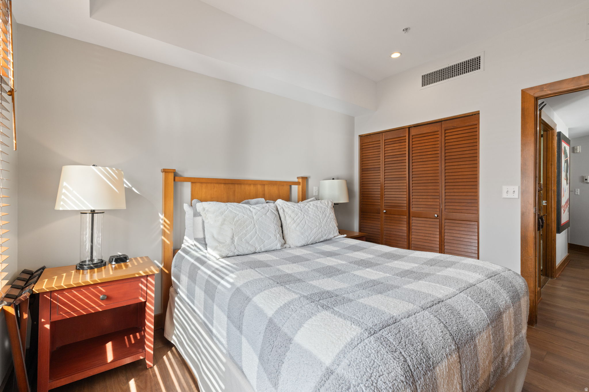 SUNDIAL LODGE - Residential