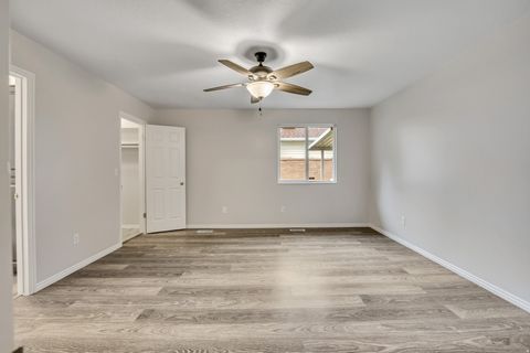 Tiny photo for 1342 E 5200 S, South Ogden, UT 84403 (MLS # 2141393)