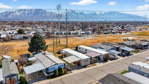 Tiny photo for 3555 S TOWER VW #62, West Valley City, UT 84119 (MLS # 2141331)