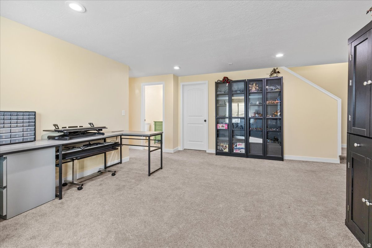 DAYBREAK - Residential