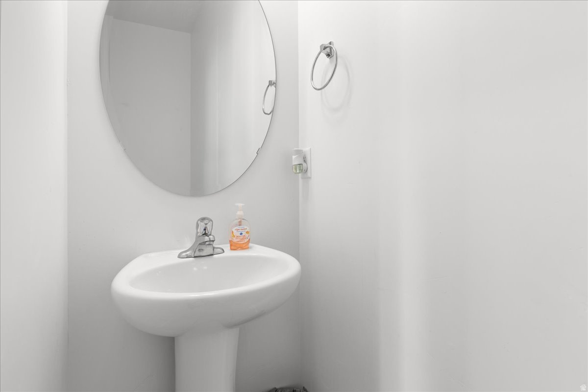 DAYBREAK - Residential