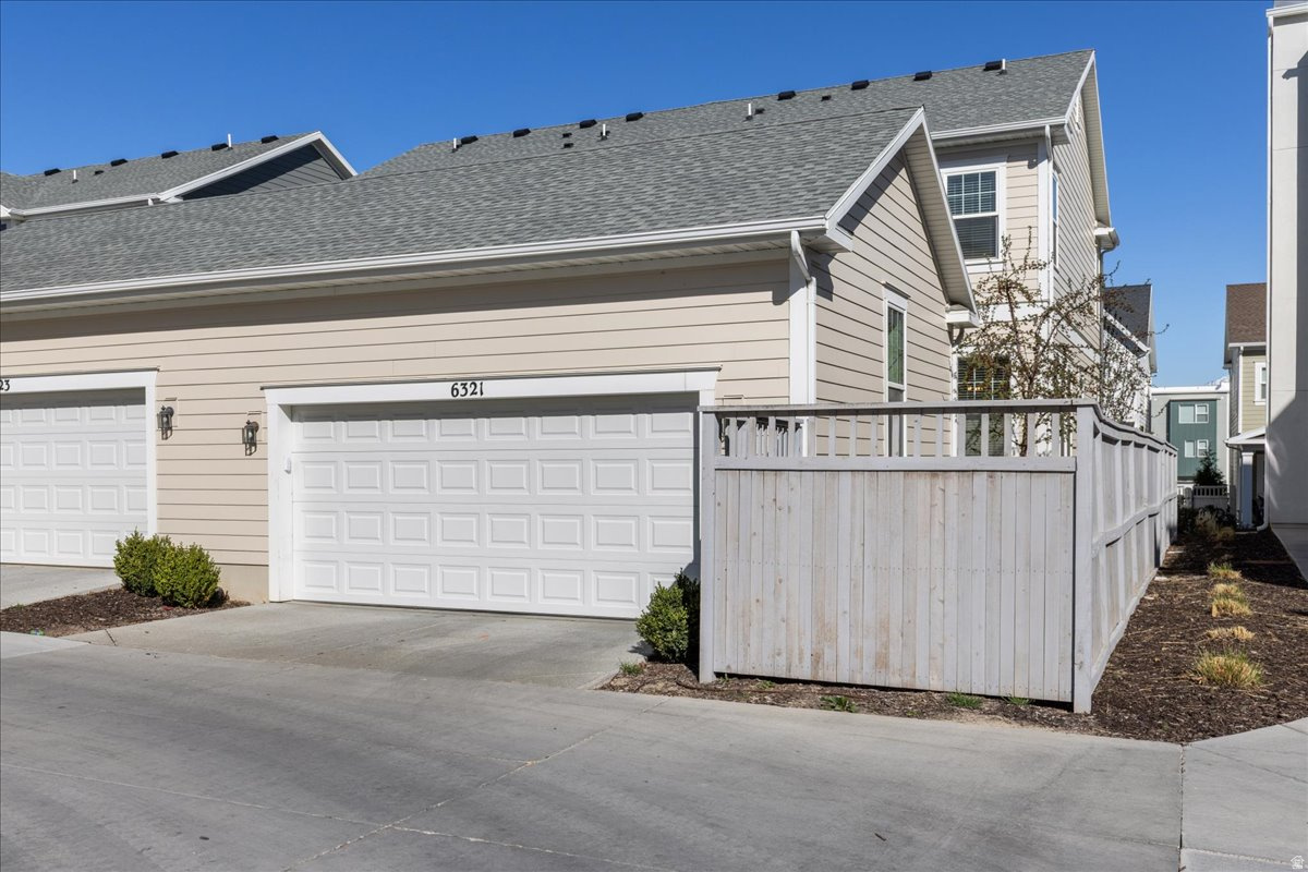 DAYBREAK - Residential