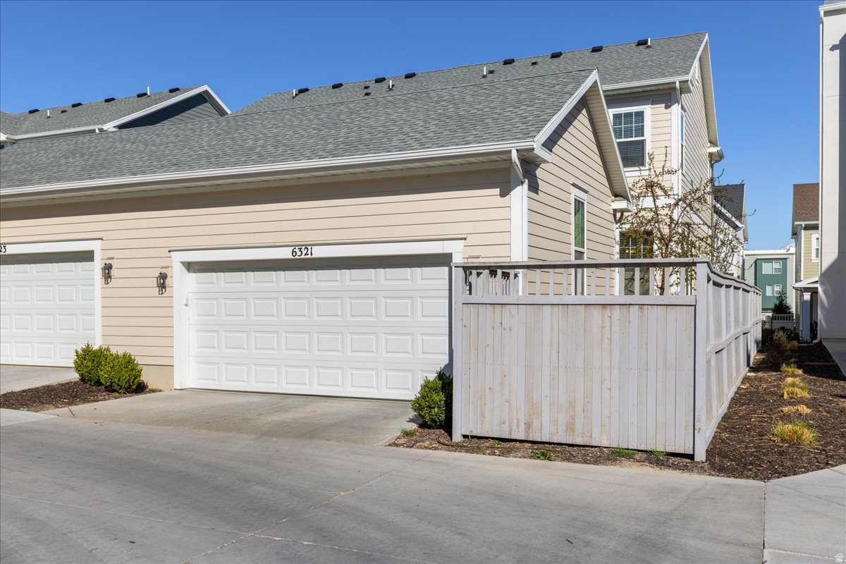 DAYBREAK - Residential