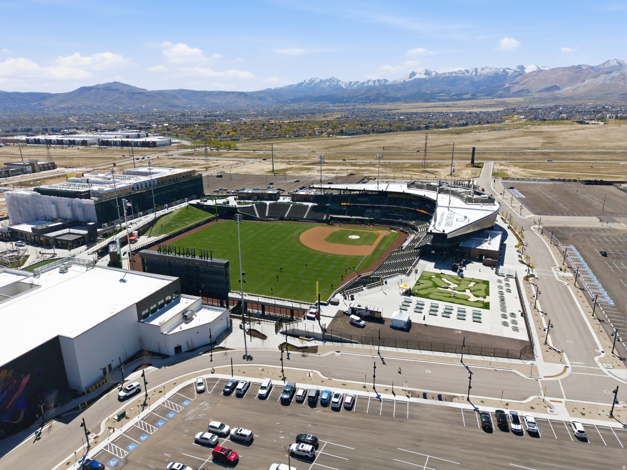 DAYBREAK - Residential