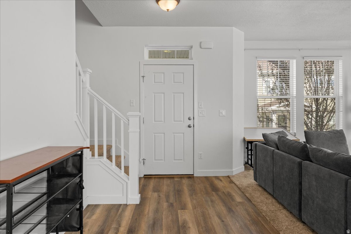 DAYBREAK - Residential