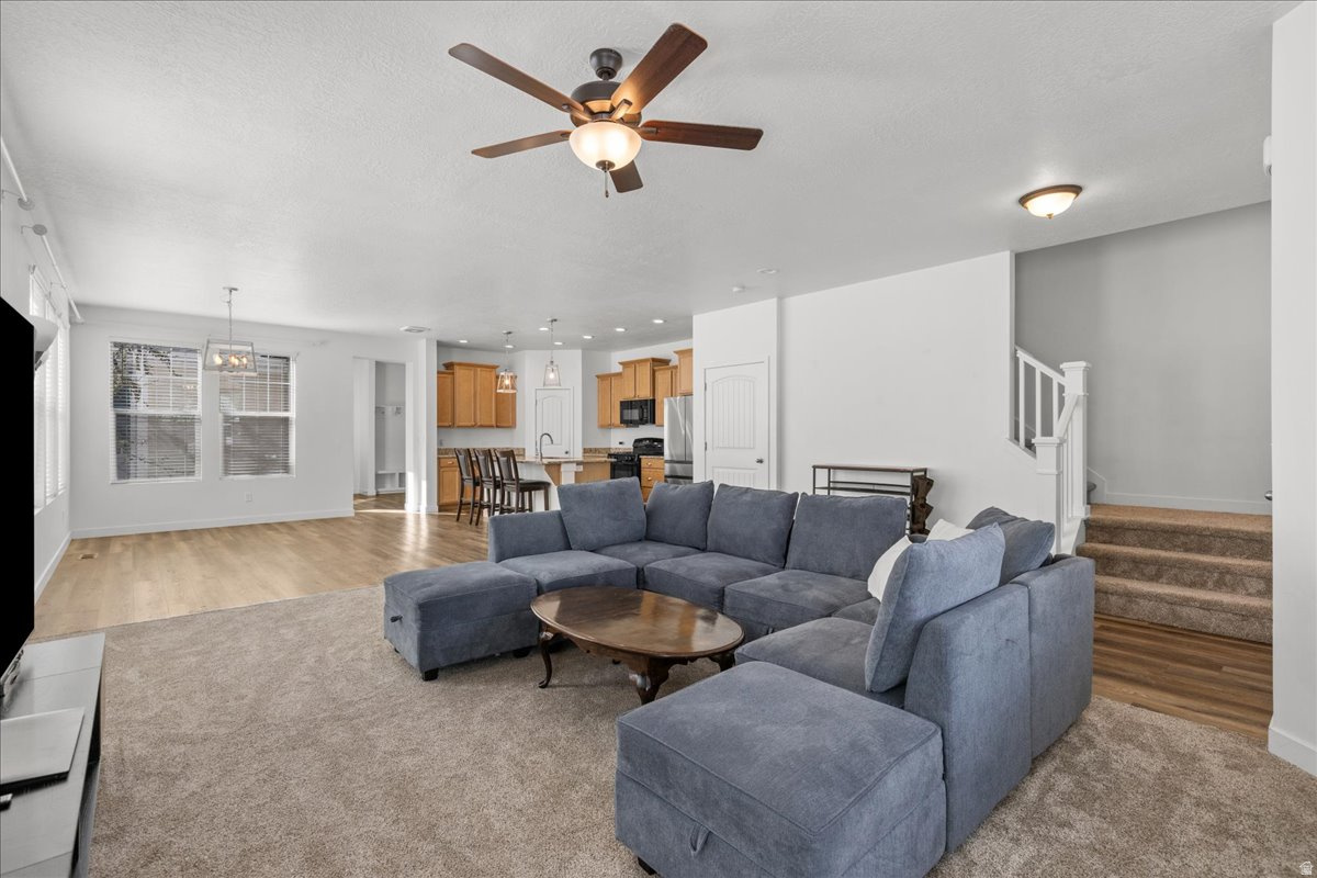 DAYBREAK - Residential