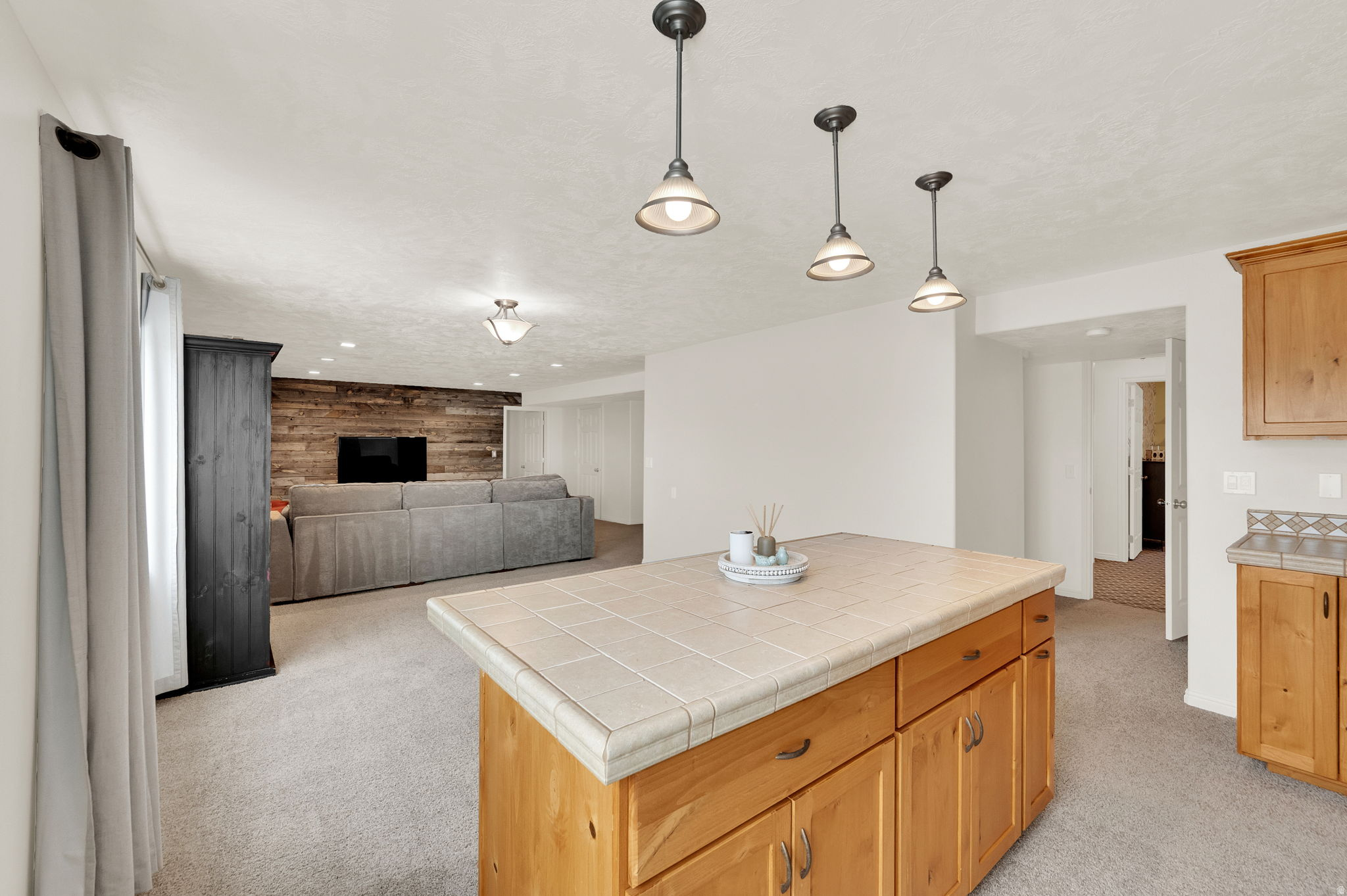 FOX DEN ESTATES - Residential