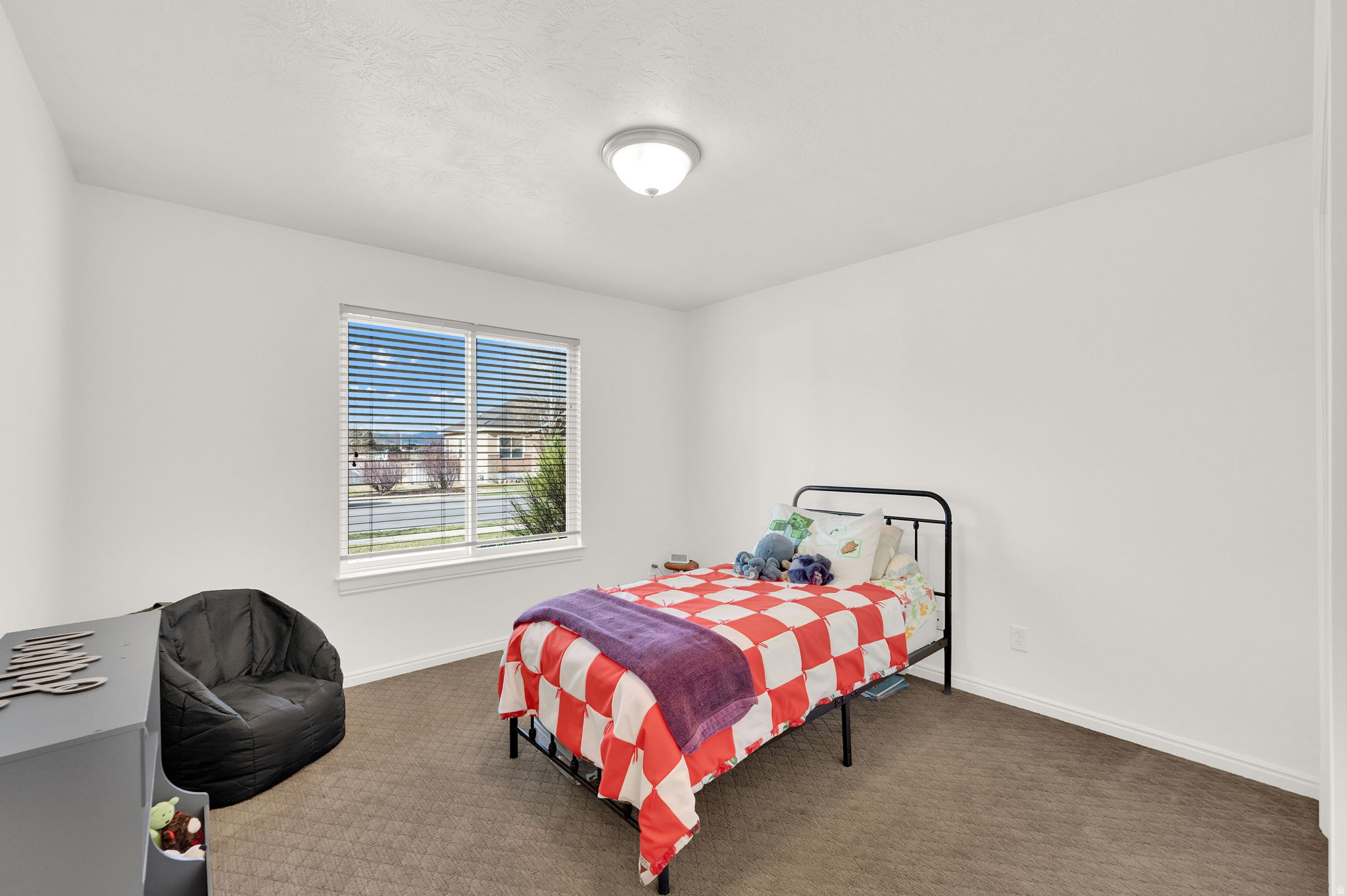 FOX DEN ESTATES - Residential