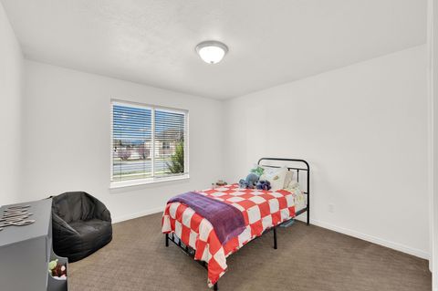 Tiny photo for 694 E 260 S, Midway, UT 84049 (MLS # 2145720)