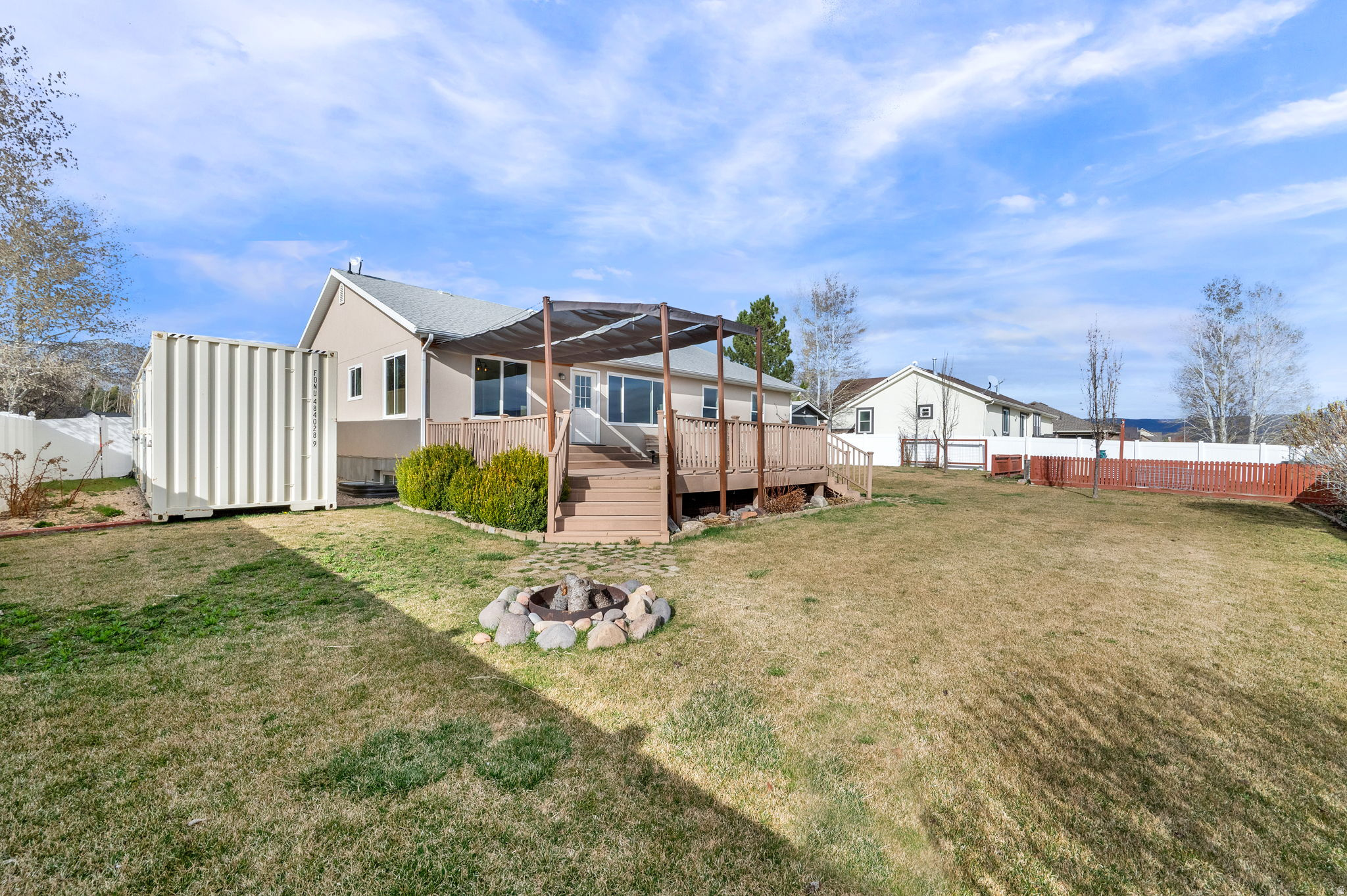 FOX DEN ESTATES - Residential