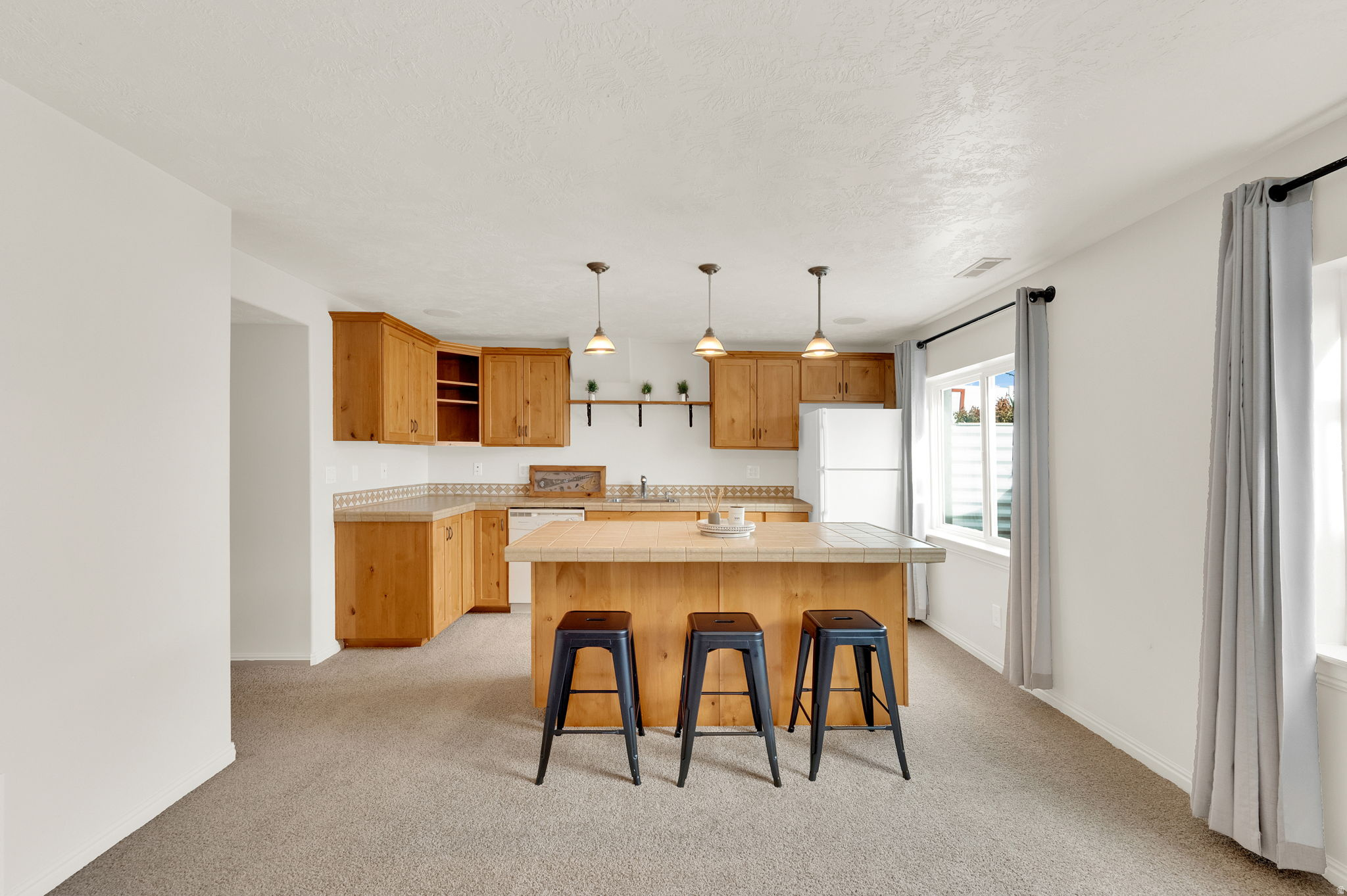 FOX DEN ESTATES - Residential