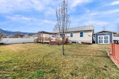Tiny photo for 694 E 260 S, Midway, UT 84049 (MLS # 2145720)