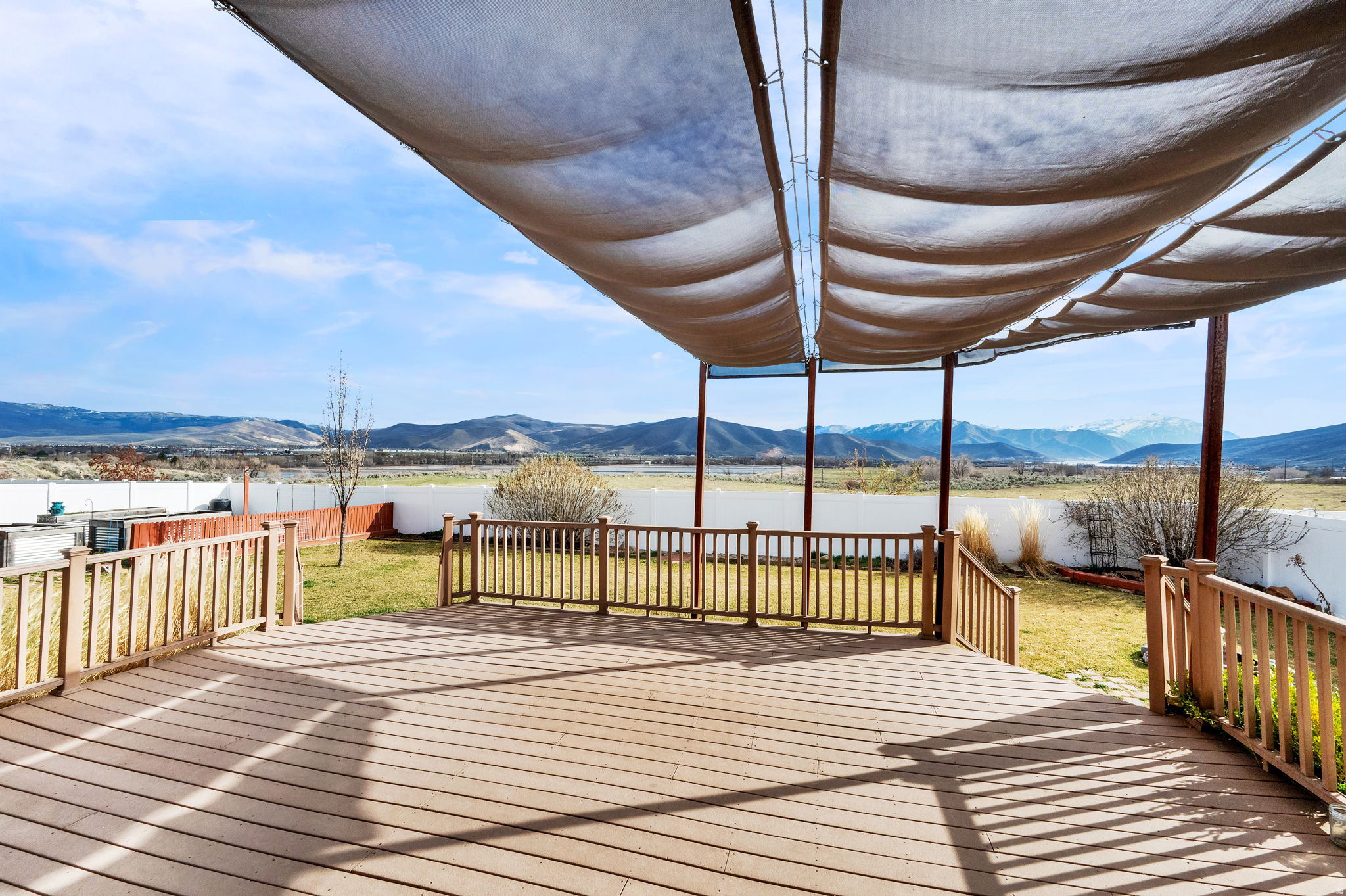 FOX DEN ESTATES - Residential