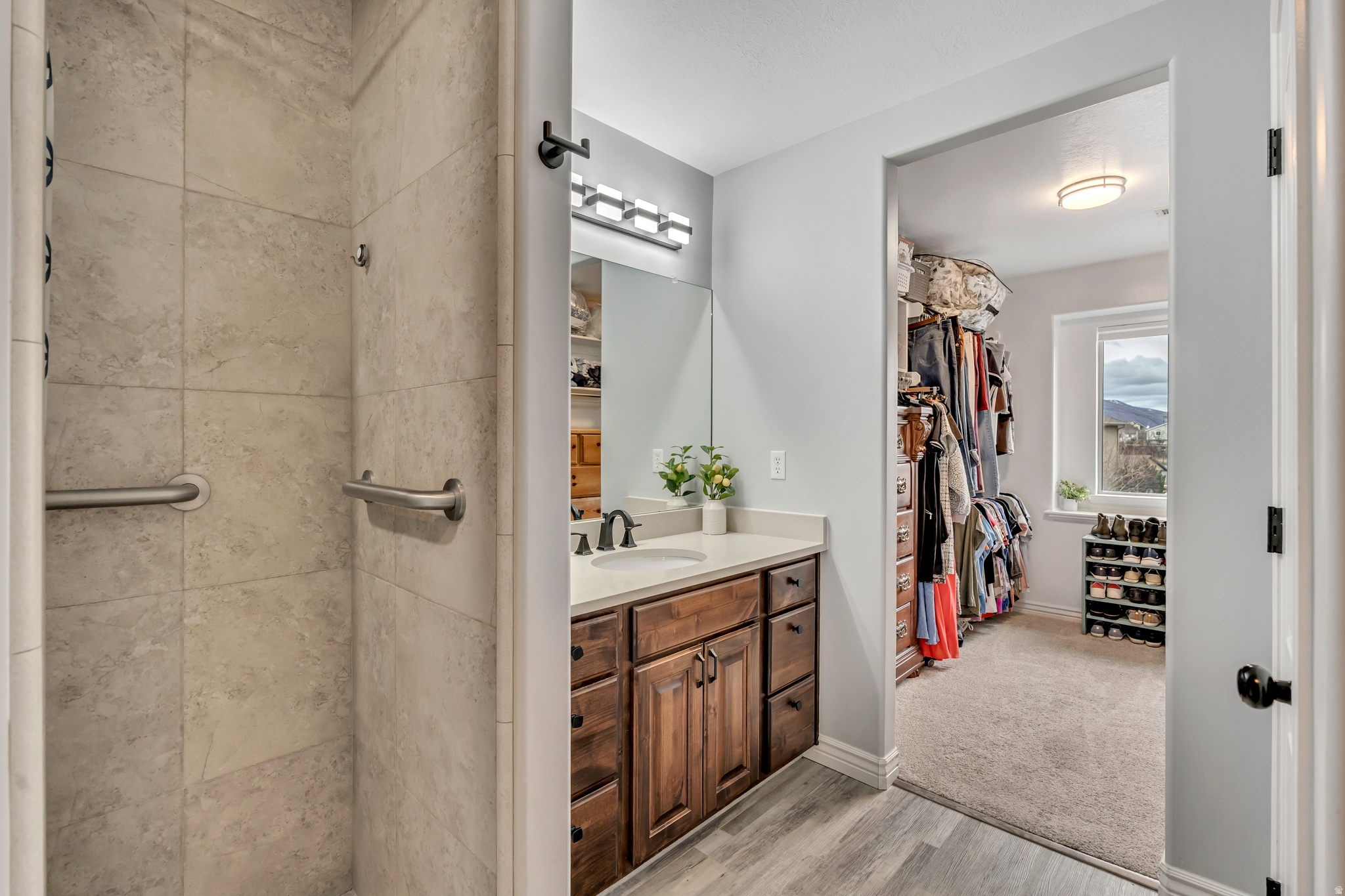 GREYHAWK - Residential