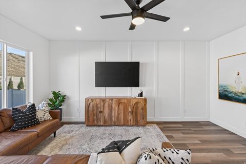 Tiny photo for 1346 W QUAILHILL RD, Saratoga Springs, UT 84045 (MLS # 2120303)