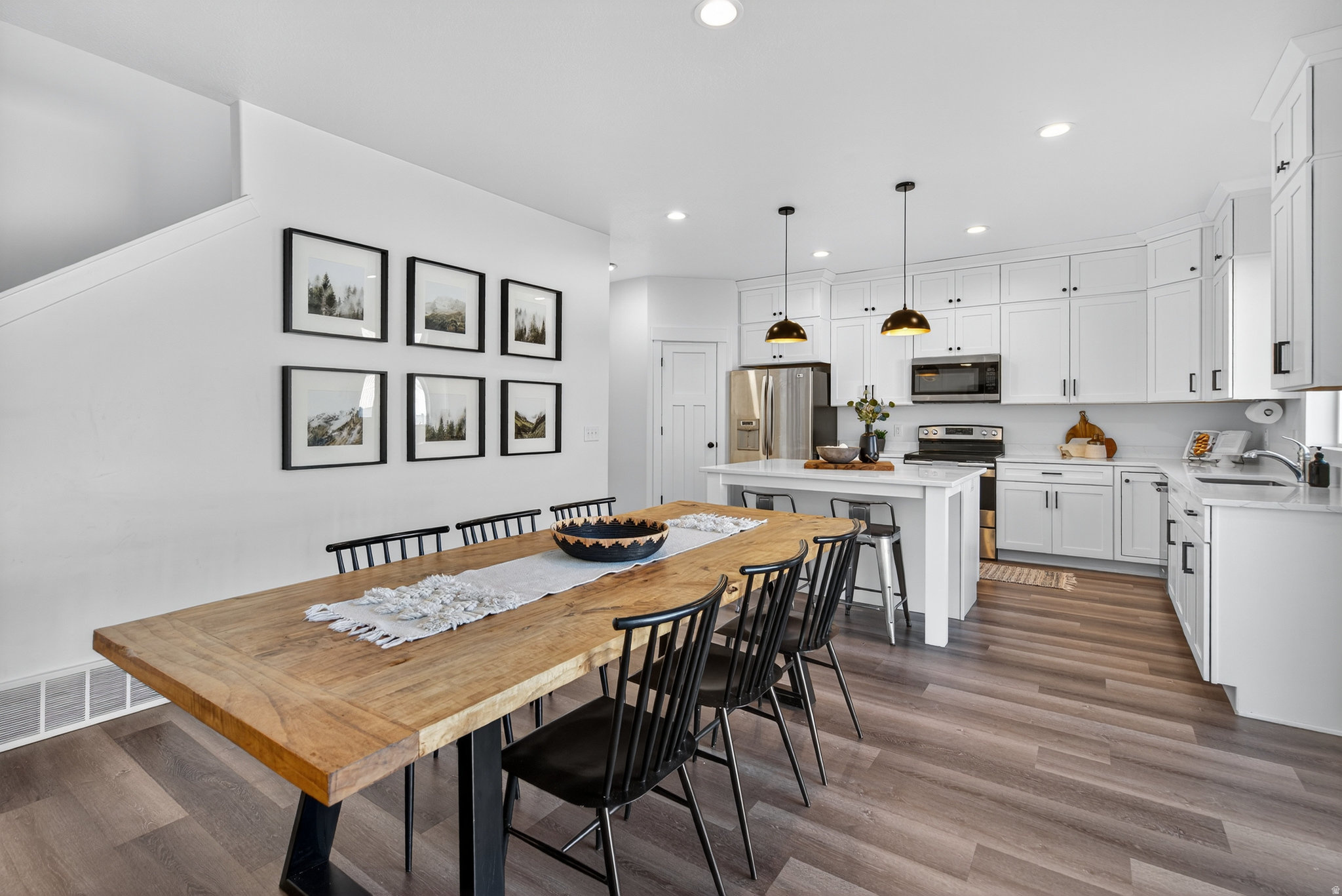 QUAILHILL AT MT. SARATOGA - Residential