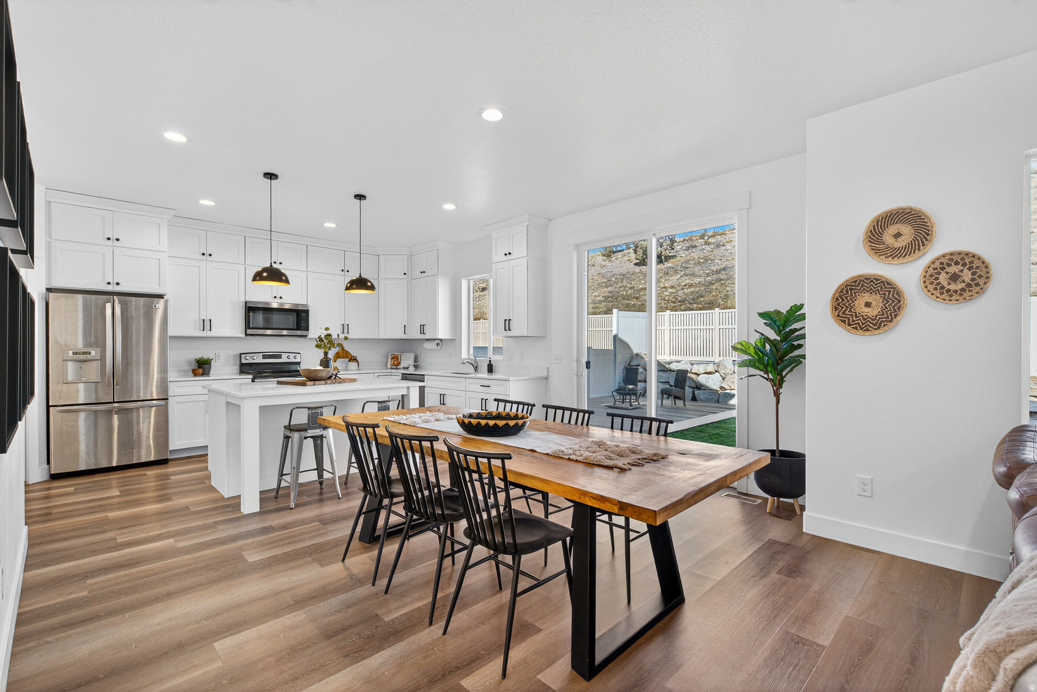 QUAILHILL AT MT. SARATOGA - Residential