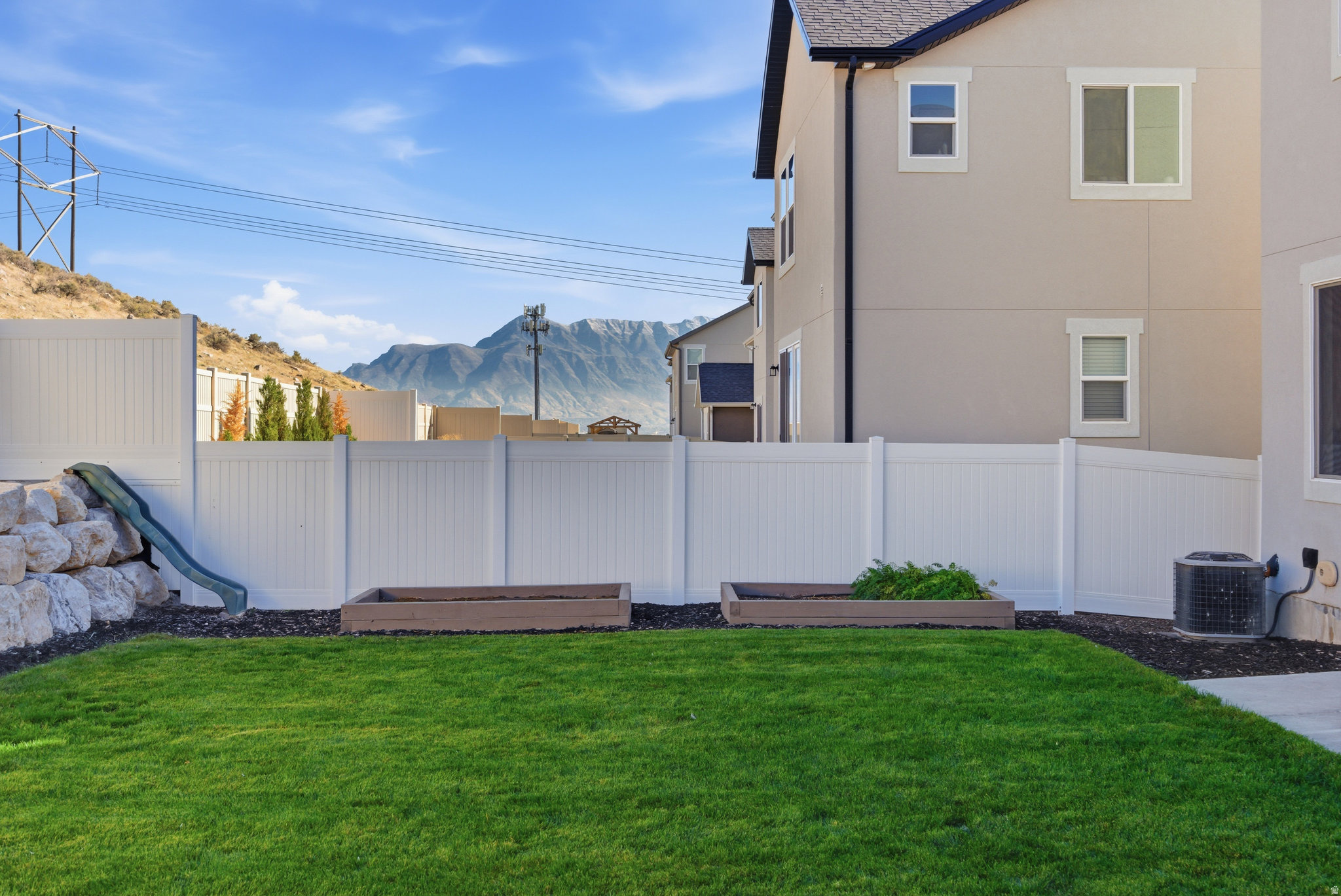 QUAILHILL AT MT. SARATOGA - Residential