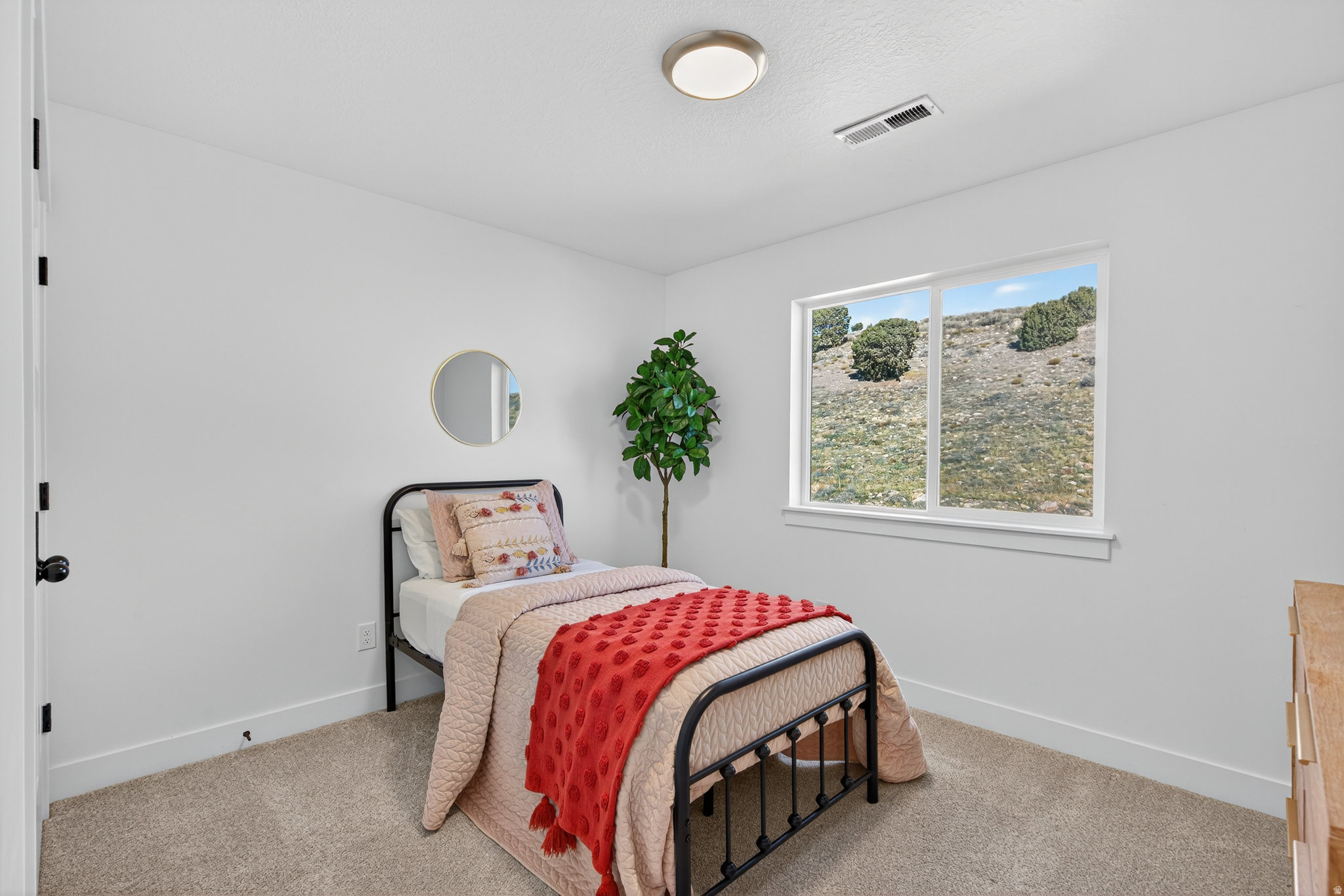 QUAILHILL AT MT. SARATOGA - Residential