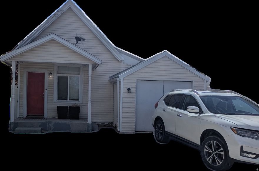 Excellent starter home.  Fully fenced backyard.  Home has been updated.  Move in ready. Buyer to verify all information.