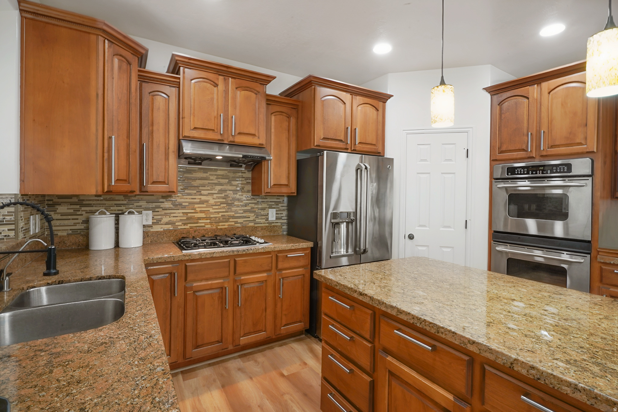 VALLEY FIELDS - Residential