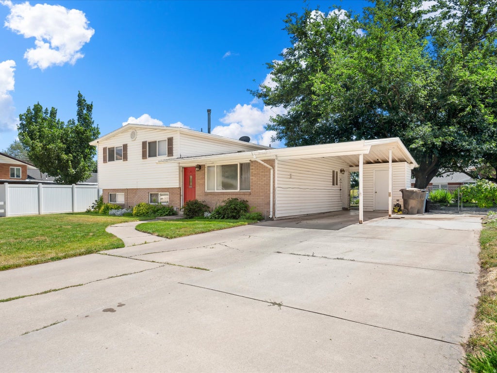 Photo of 1019 W 4300 S, Riverdale, UT 84405 (MLS # 2168879)
