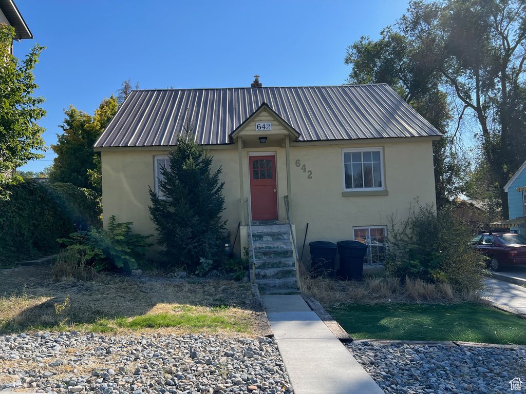 Photo of 642 E 700 N, Logan, UT 84321 (MLS # 2118149)