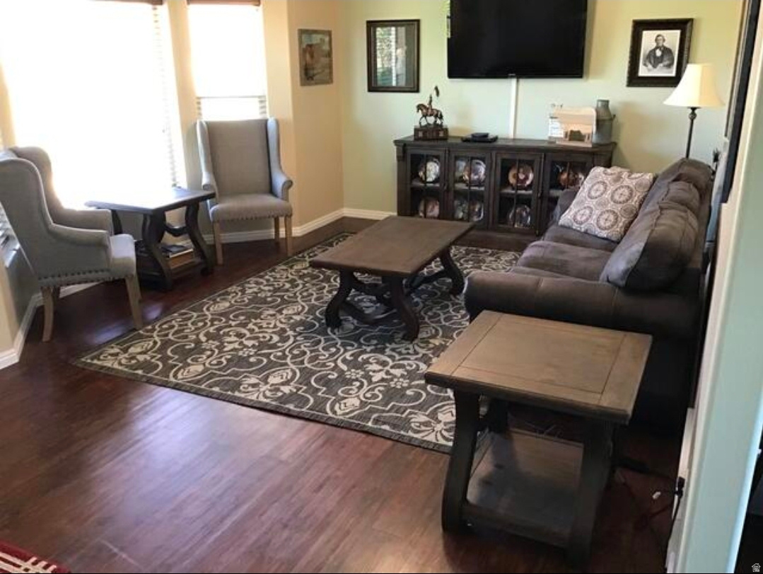 LILLYWHITE - Residential