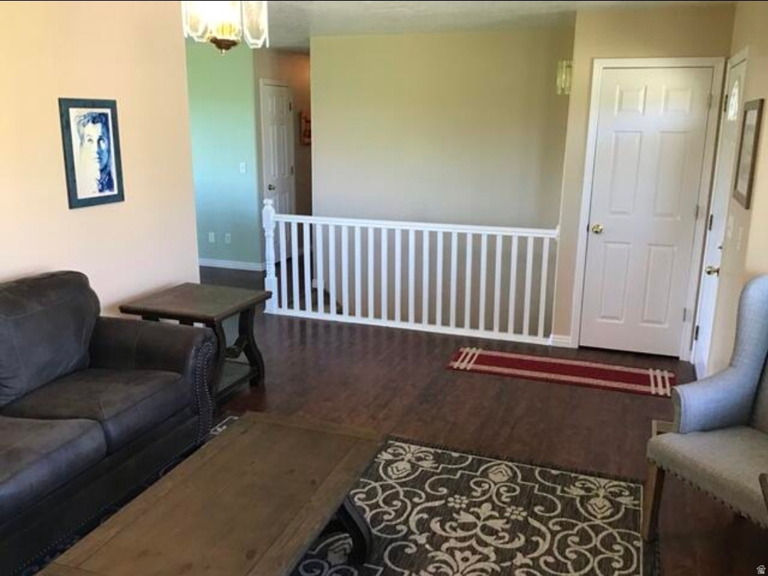 LILLYWHITE - Residential