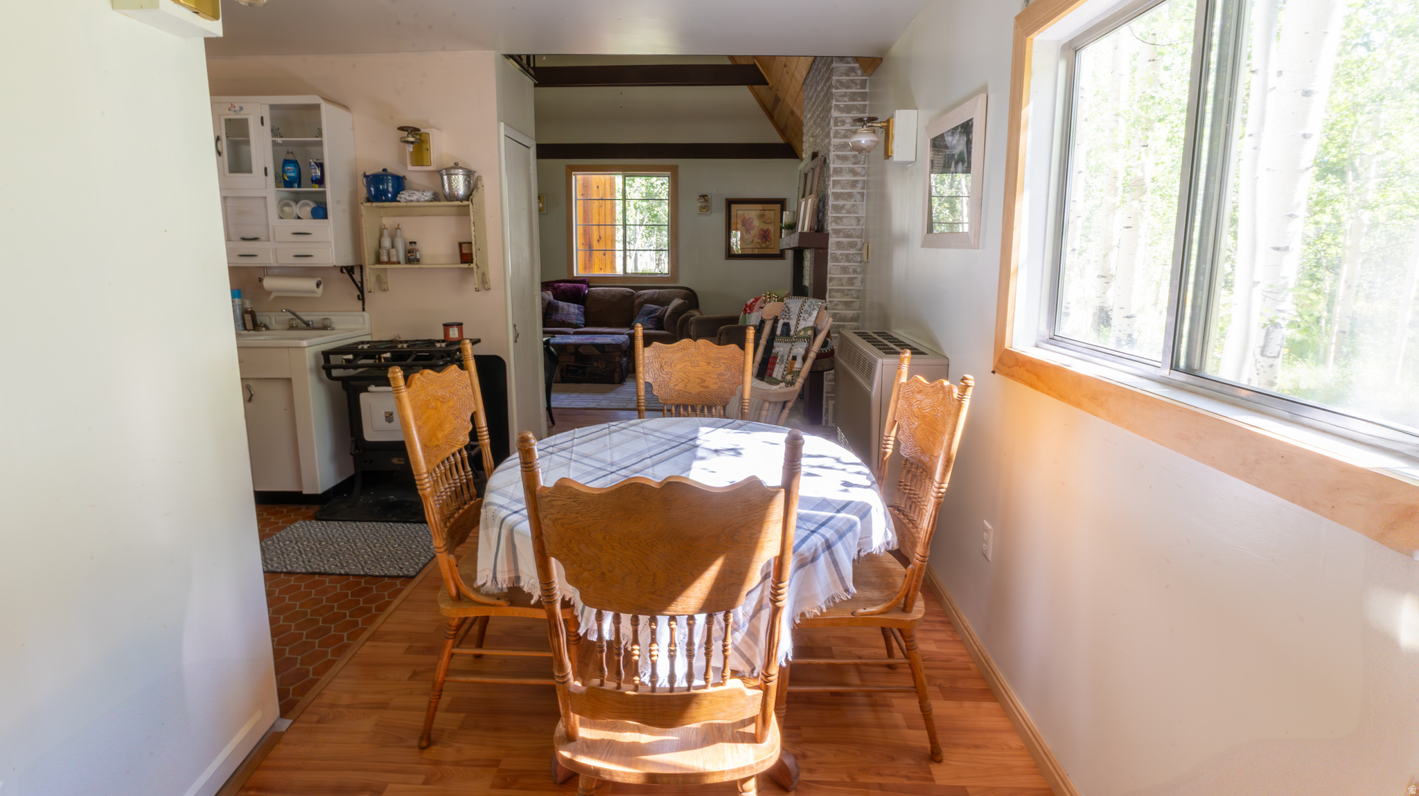 ENGLESTEAD ESTATES - Residential