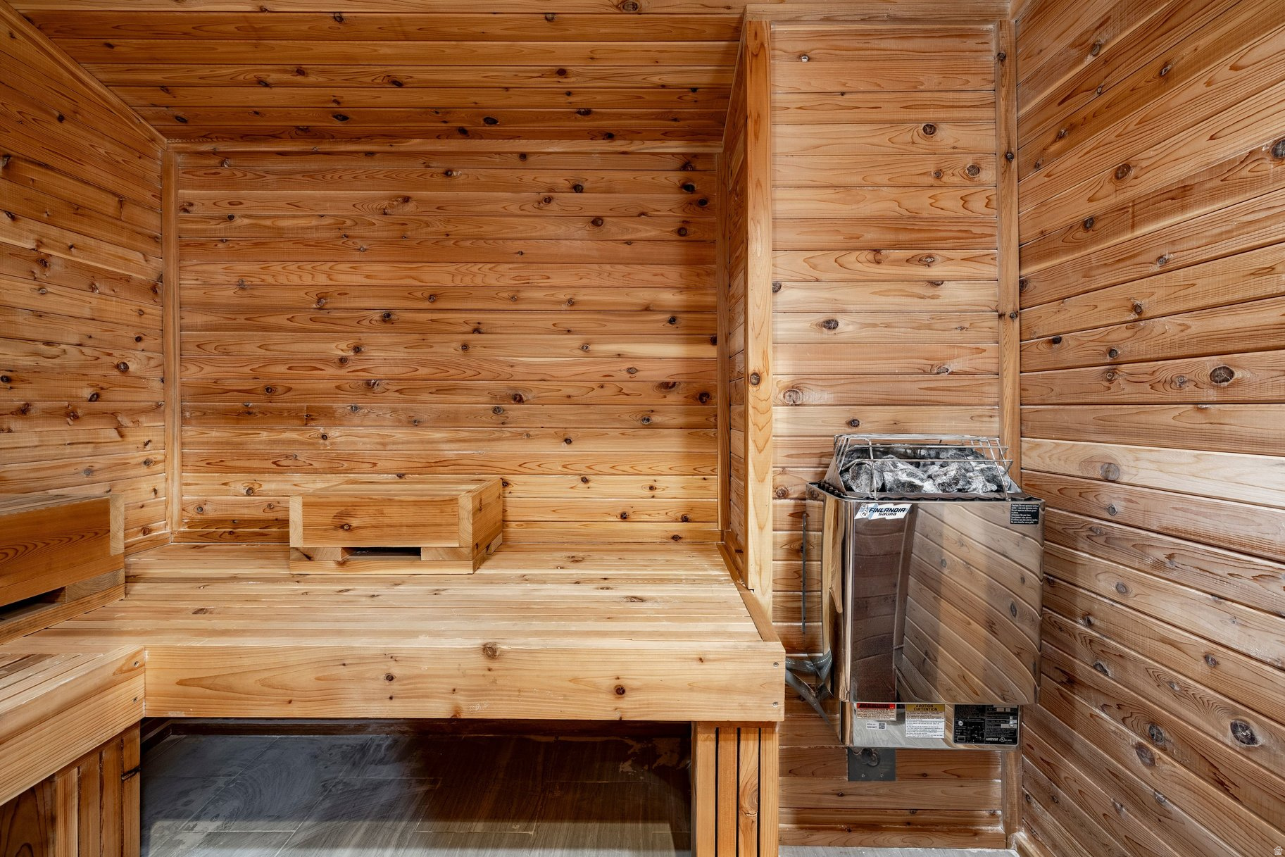 JOHN SIMMONS SUB - Residential