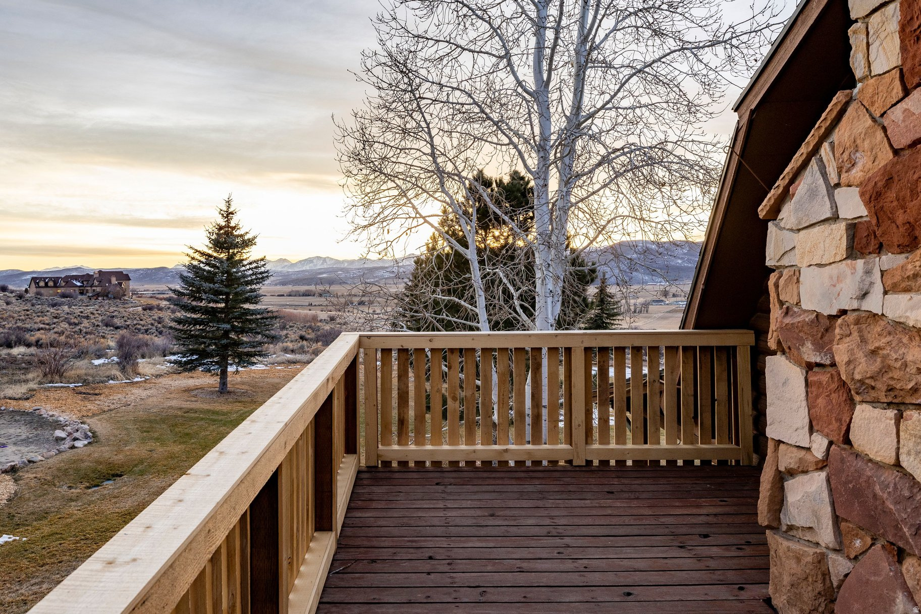 JOHN SIMMONS SUB - Residential