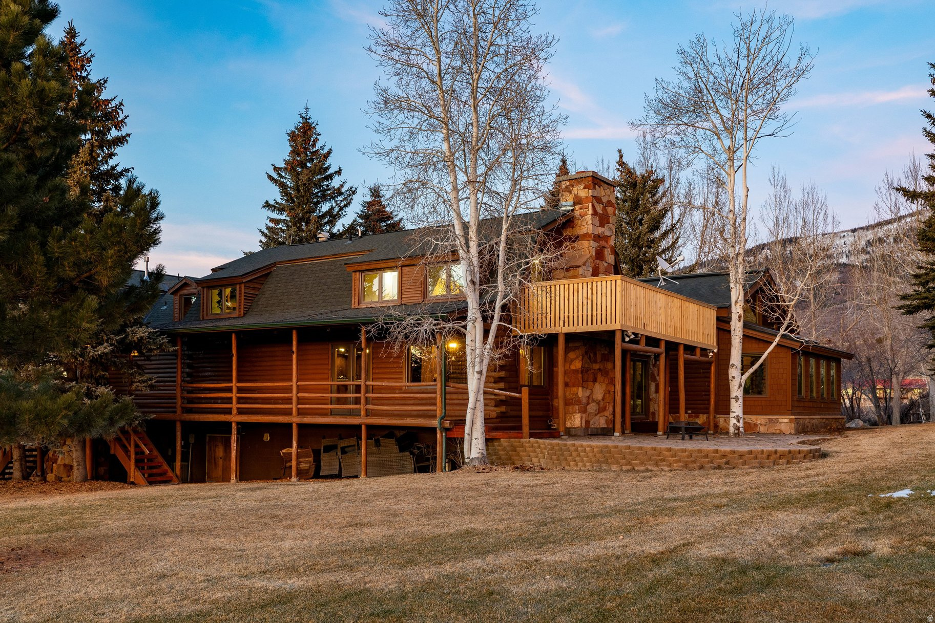 JOHN SIMMONS SUB - Residential