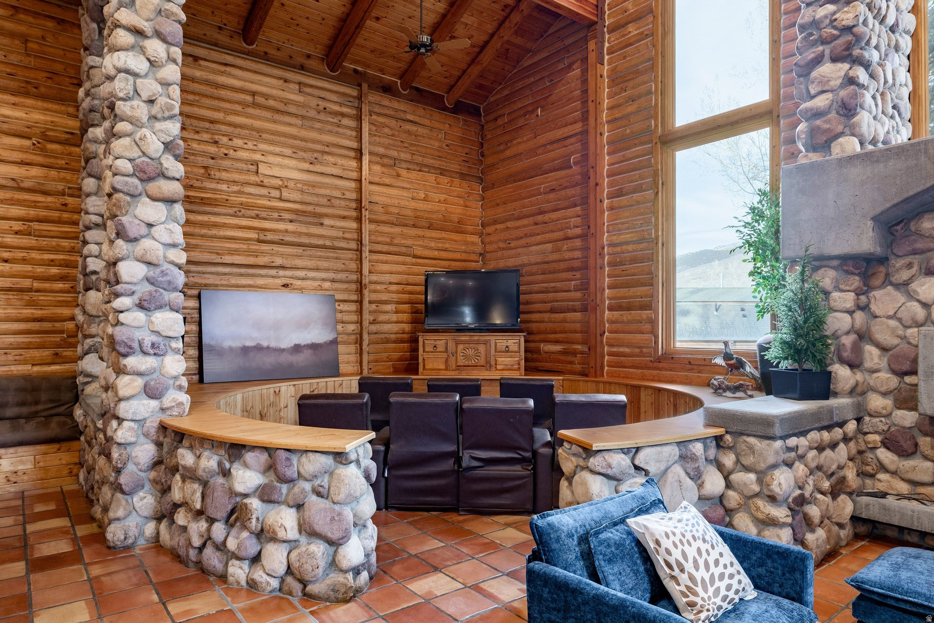JOHN SIMMONS SUB - Residential