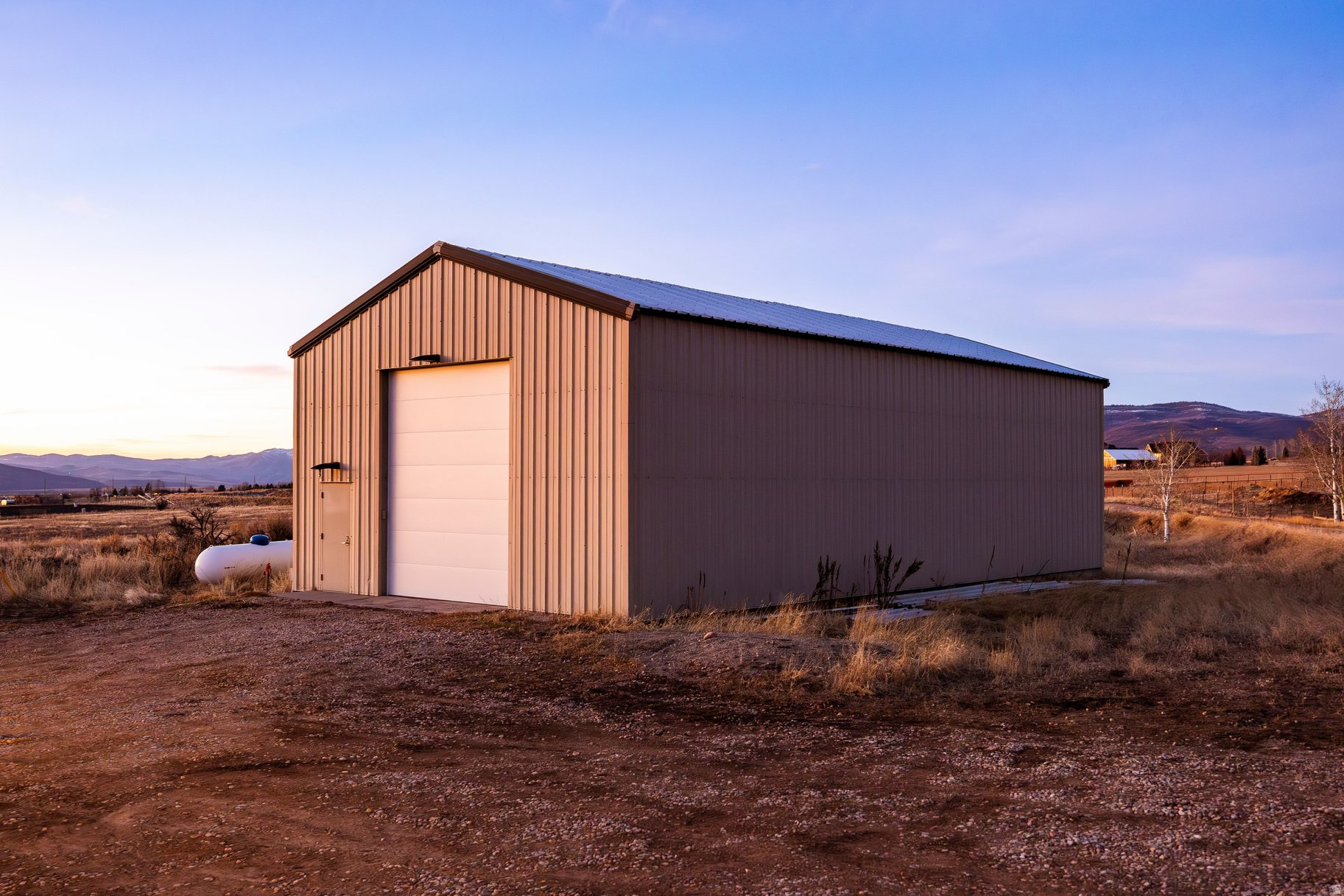 JOHN SIMMONS SUB - Residential