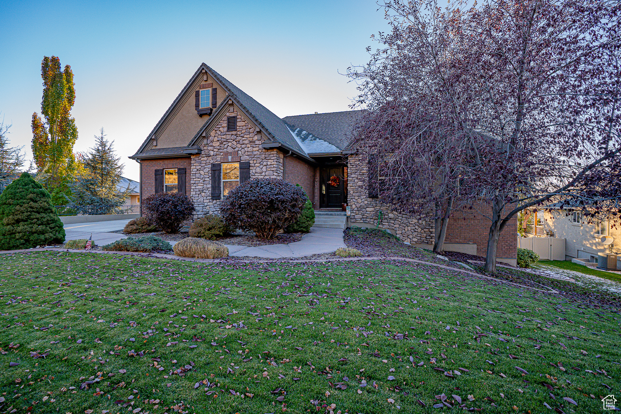 61 N Sherwood Drive Dr, Providence, Utah image 3