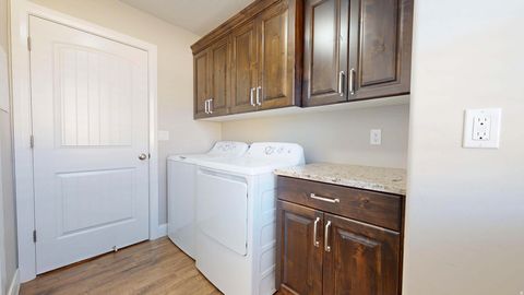 Tiny photo for 1001 W CURLY HOLLOW DR #21, Saint George, UT 84770 (MLS # 2161054)