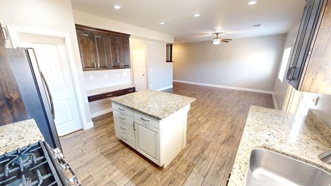 Tiny photo for 1001 W CURLY HOLLOW DR #21, Saint George, UT 84770 (MLS # 2161054)
