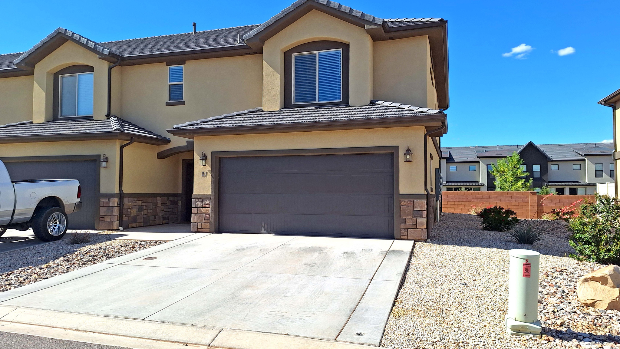 BLACKHAWK TOWNHOMES ST GEORGE PH 1 - Residential