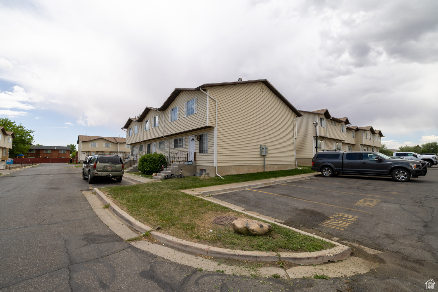 PHEASANT GLEN SUBDIVISION CONDOS AMENDED - Residential