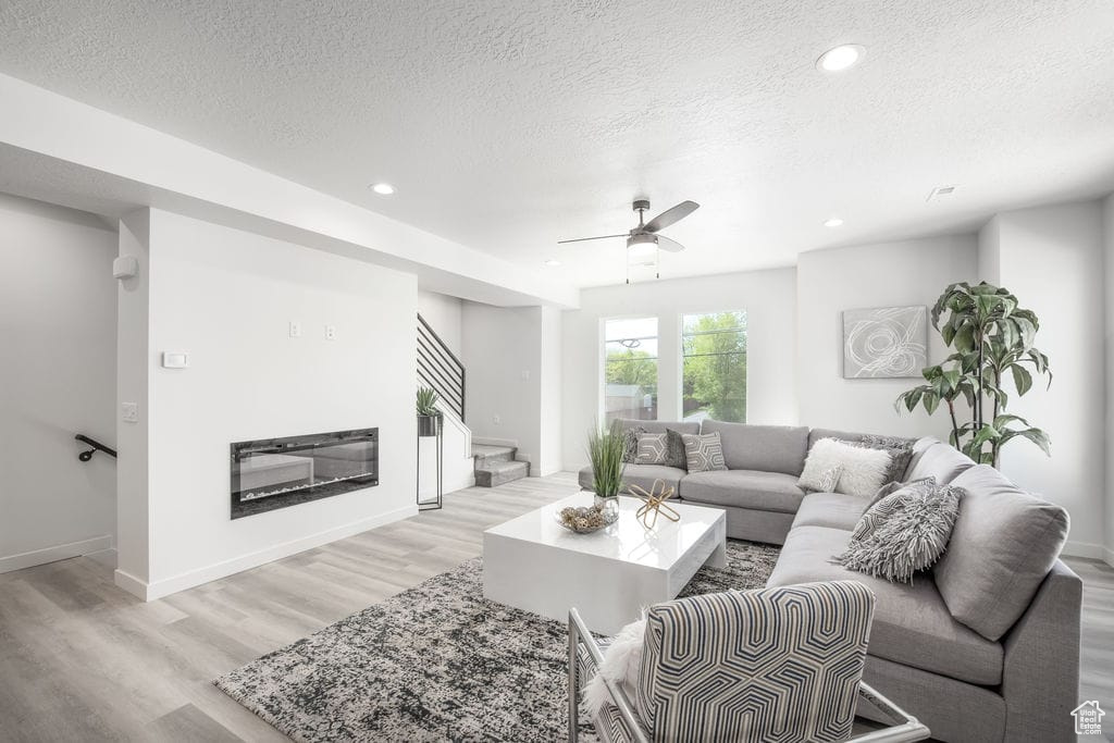 300 LOFTS - Residential