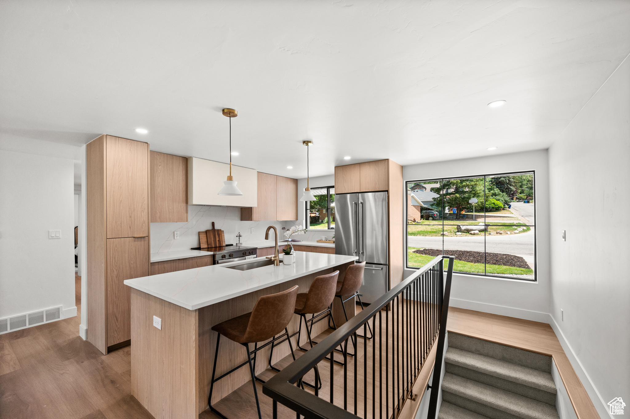 MAYWOOD HILLS - Residential